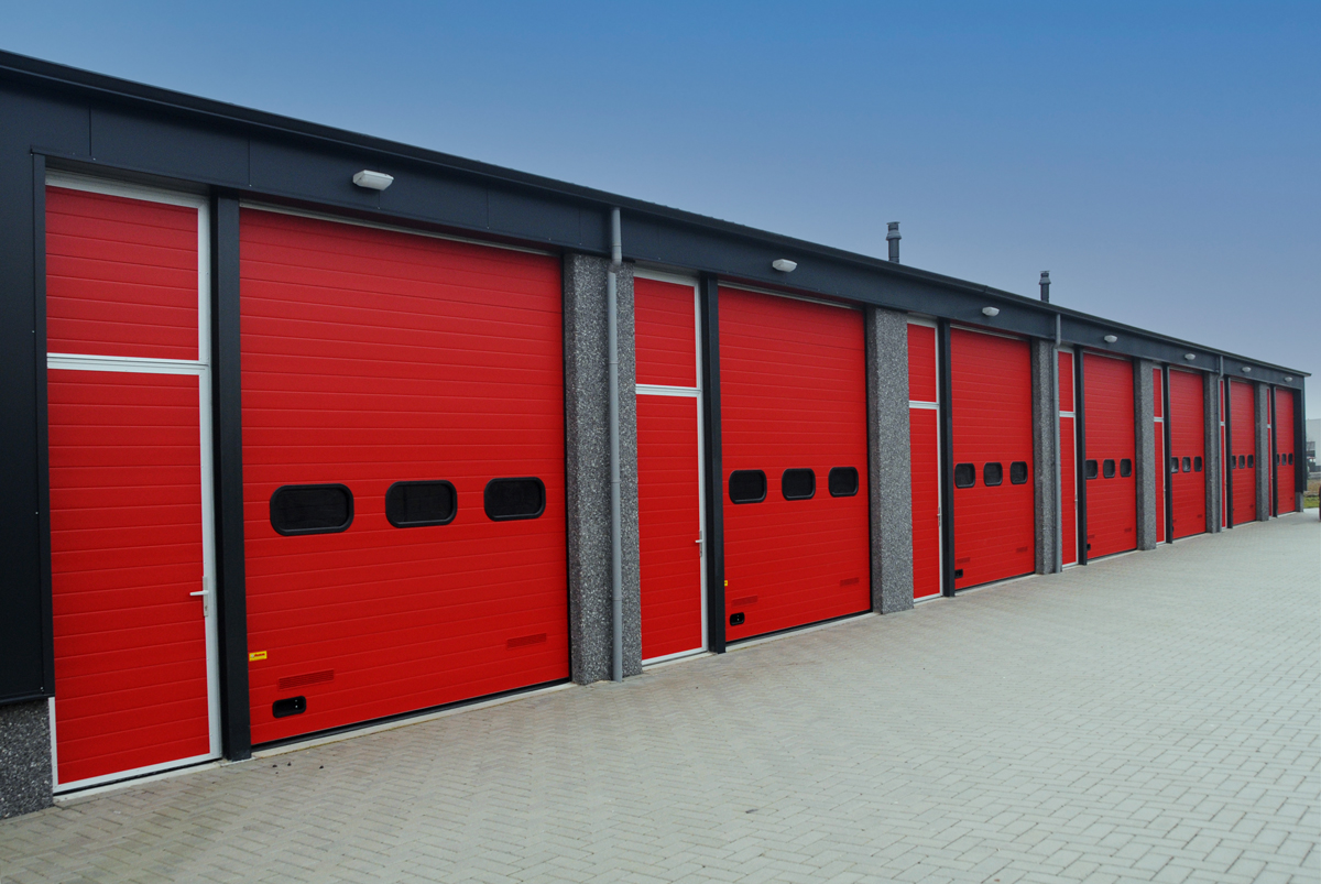 Industrietor_Sektionaltor_Condoor_Rot